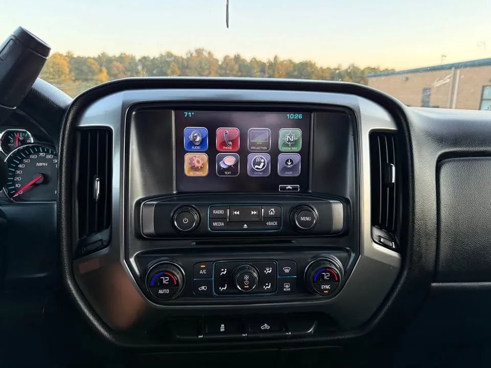 Chevrolet Silverado 1500 LT Double Cab 4WD (2017) - Gasoline